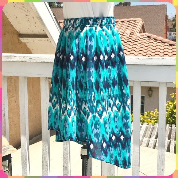 New H&M Aqua Blue Teal Multicolor Ikat Tribal Print Hi-Lo Hem Skirt Size 6 or S - Picture 3 of 8